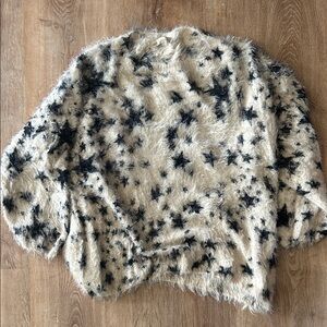 Chic Fuzzy Black and Cream Sweater